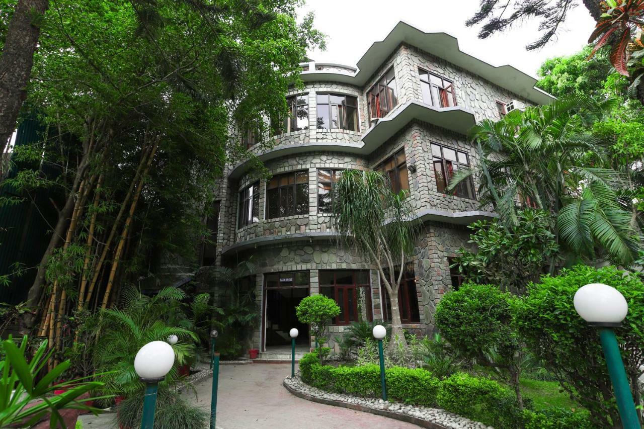 Hotel The Narayana Palace By Salvus Rishīkesh Exterior foto